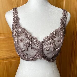 Soma Lace Embroidered Sheer Unlined Bra - Taupe Lace, Size 38D.